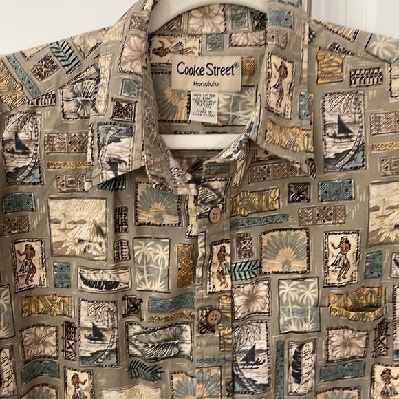 Cooke Street Honolulu Other - Cooke Street Honolulu Hawaiian Aloha button down shirt size Large